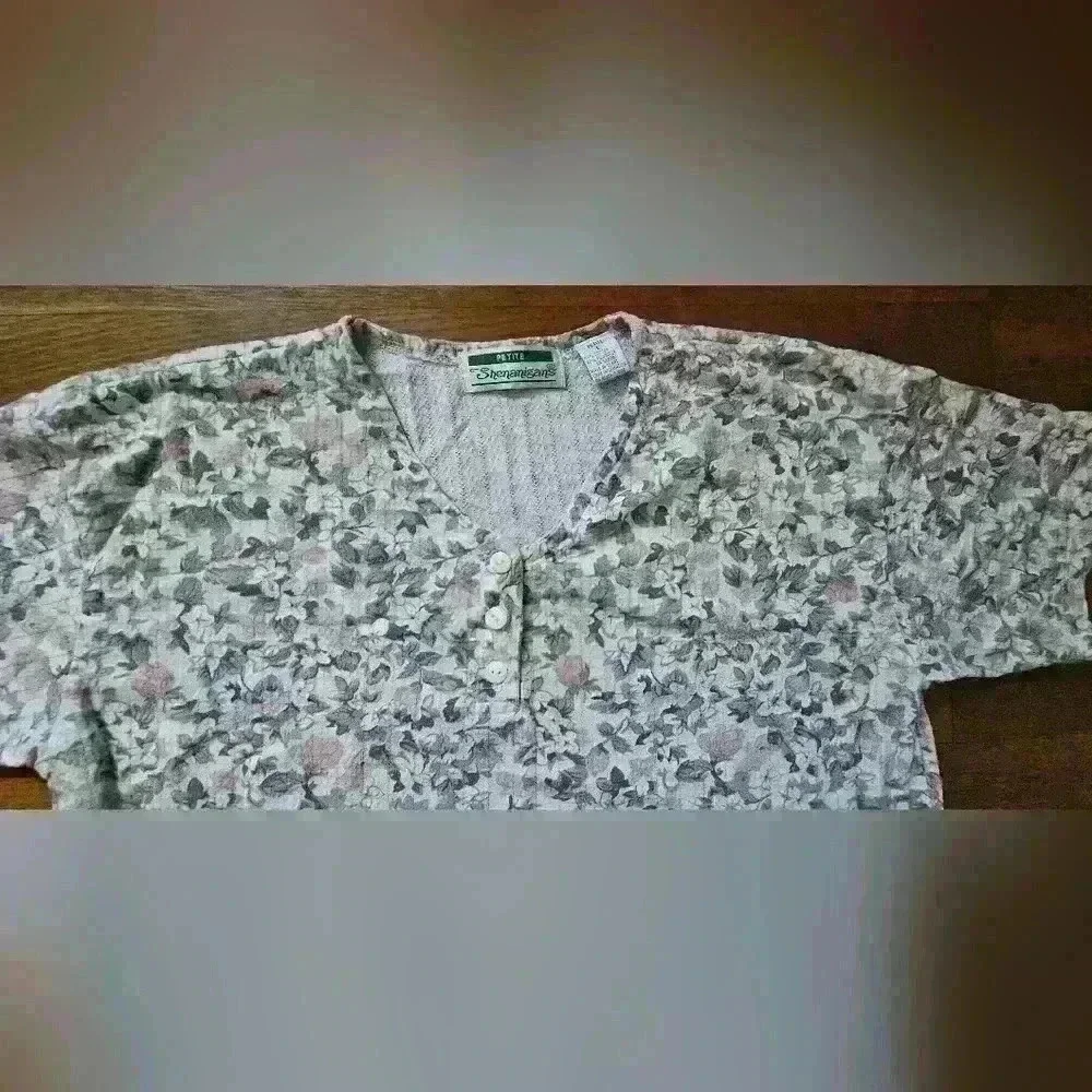 Vintage Matching Floral Set - Picture 3 of 6